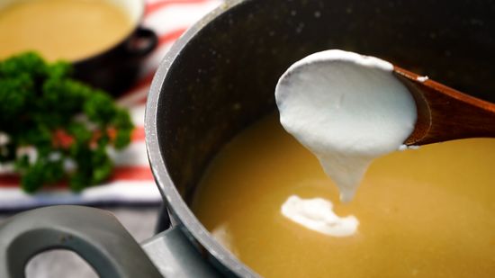 Effective Ways to Thicken Gravy for Delicious Meals in 2025